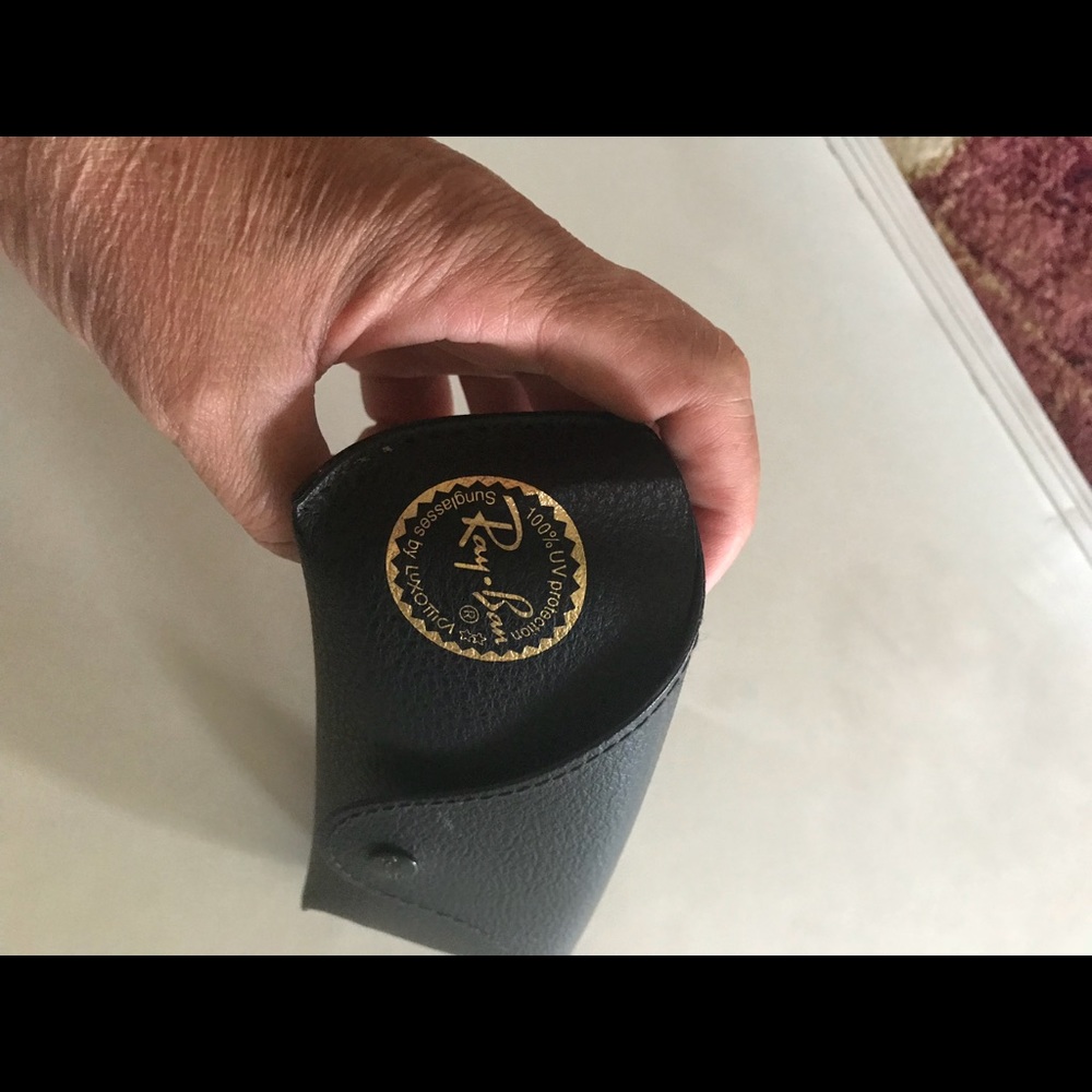 Ray Ban Case - Picture 2 of 3